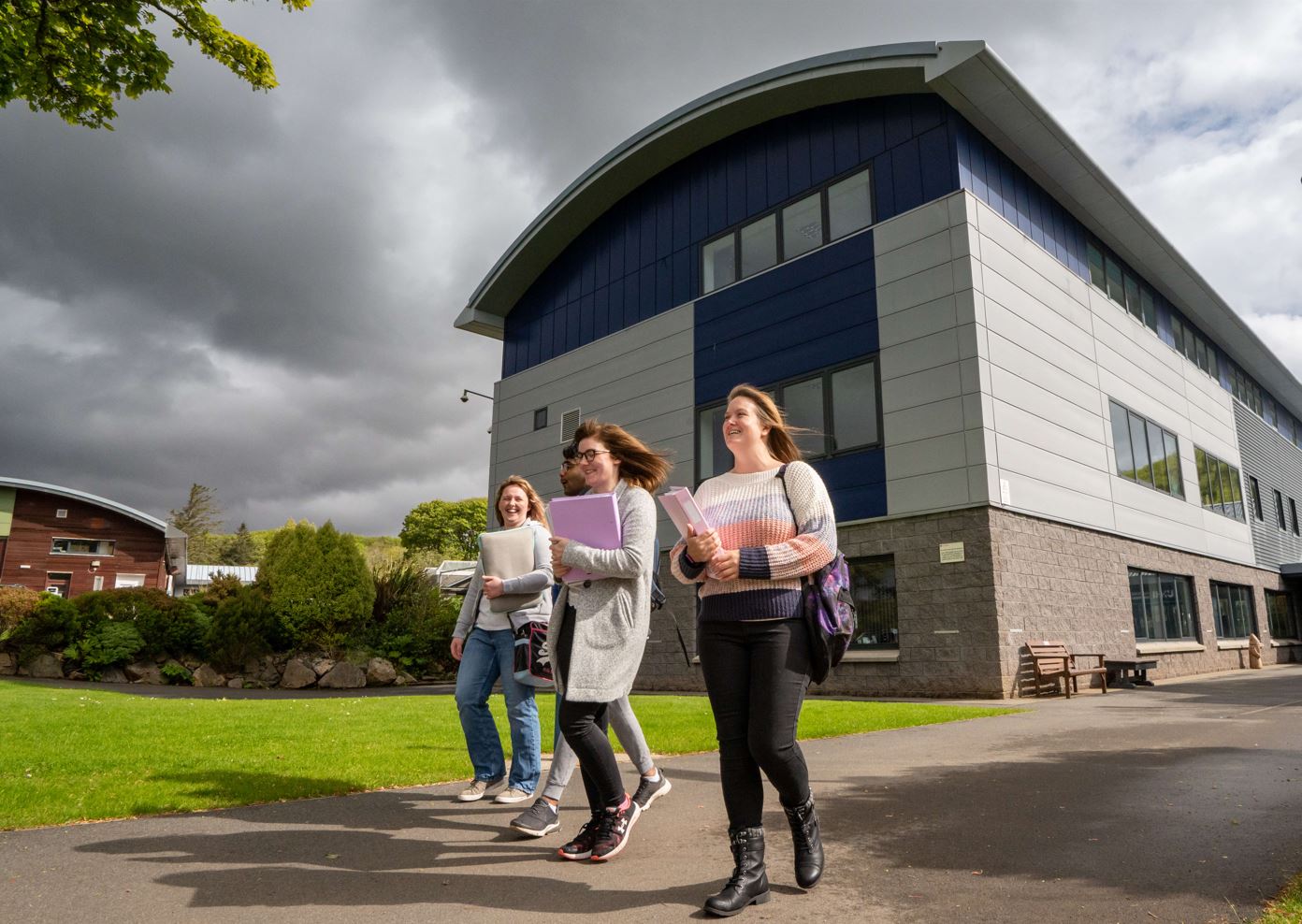 Nì cothrom PhD ùr sgrùdadh air leasachadh na Gàidhlig ann an Innse Gall